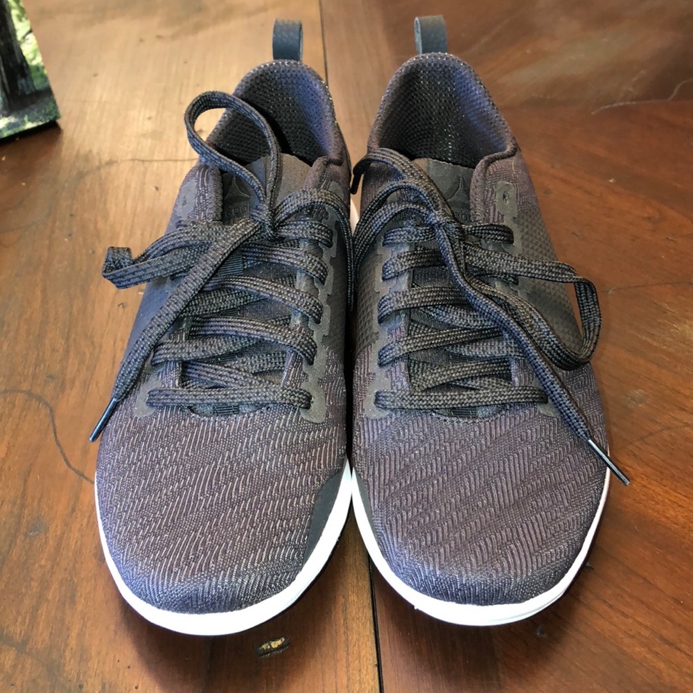 Reebok memory tech running shoes